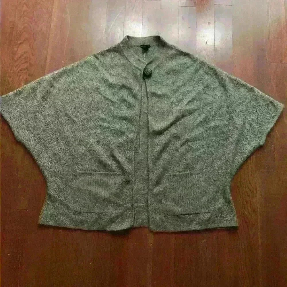 Cally Sweater Cape